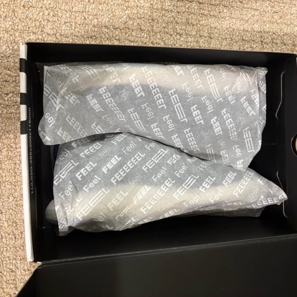 lululemon Strongfeel Women's Training Shoes - Picture 7 of 8